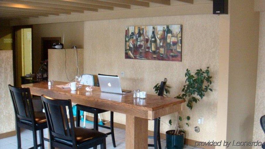 ترورو Stonehouse Motel And Restaurant الغرفة الصورة